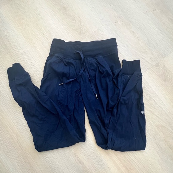 NAVY Jogger Pants - Picture 4 of 4